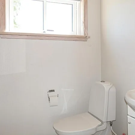 2 Bedroom Gorgeous In Gudhjem