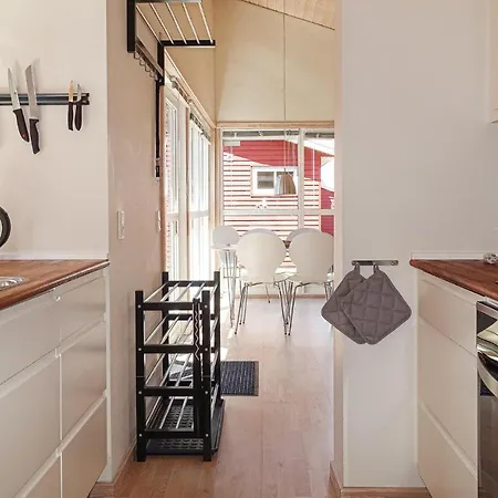 2 Bedroom Gorgeous In *